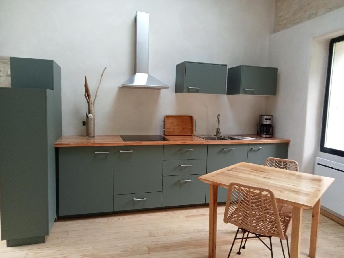 אוש Maison En Pierre Restauree Avec Jardin מראה חיצוני תמונה